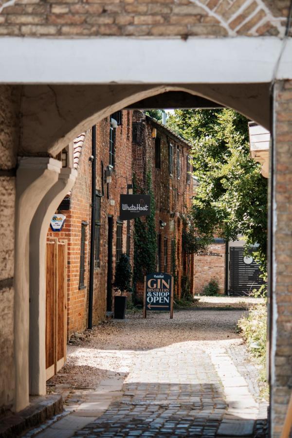 The Vault - Boutique Apartment In The Centre Of King'S Lynn Exterior photo